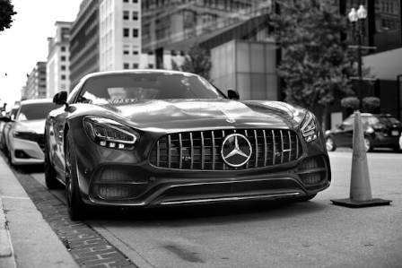 Best Full-Size Luxury Sedans to Buy Now